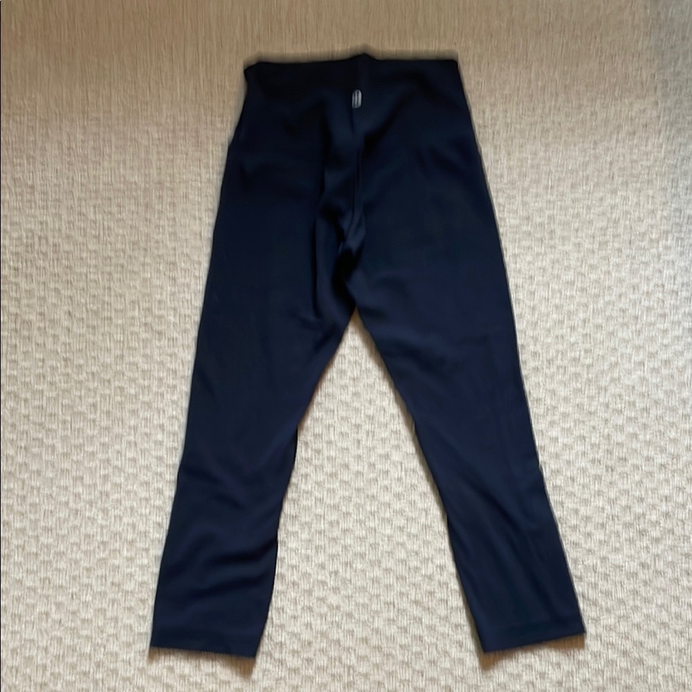 Lululemon black crop align leggings size 4